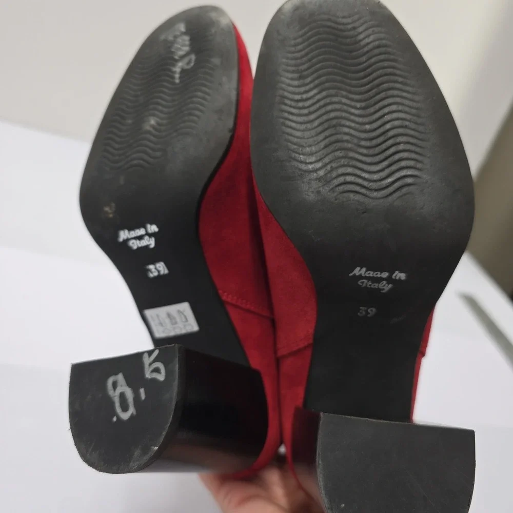 Barneys New York Red Suede Chelsea Ankle Boots Block Heel Made in Italy Size 39 - Picture 5 of 7